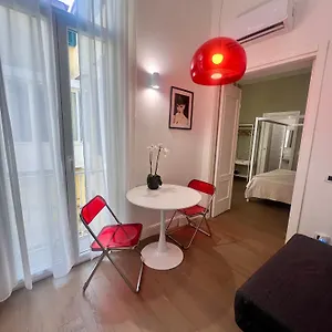 https://lyon-suite.hotels-amalfi.com
